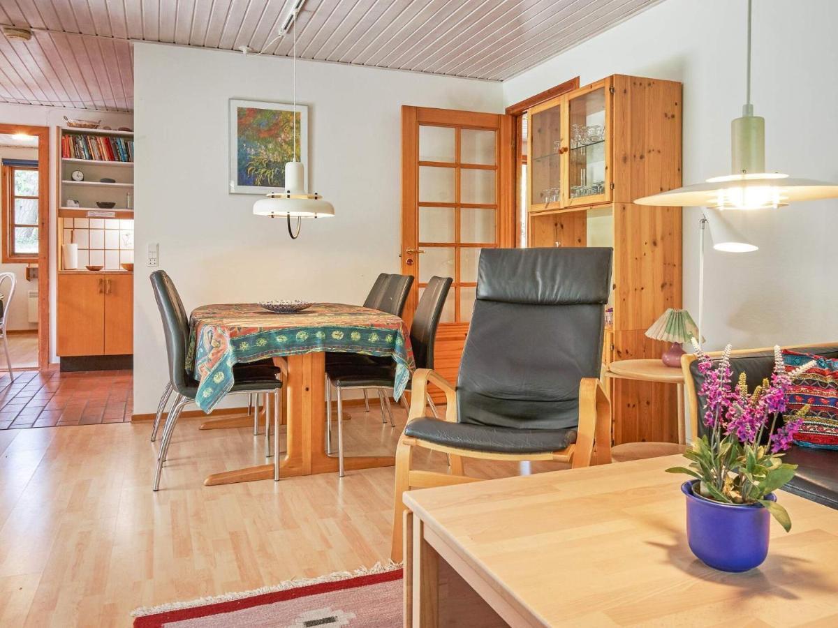 Three-Bedroom Holiday Home In Ronne 4 Εξωτερικό φωτογραφία