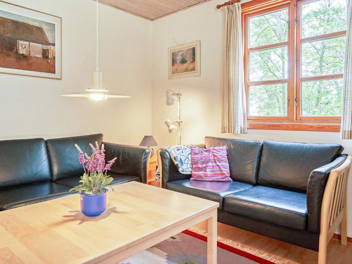 Three-Bedroom Holiday Home In Ronne 4 Εξωτερικό φωτογραφία